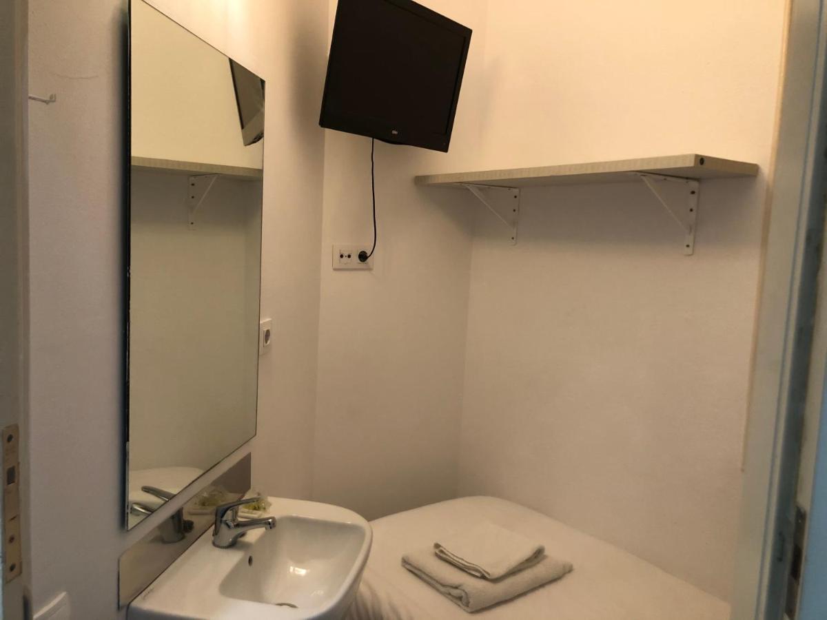Hostalin Barcelona Diputacion Dış mekan fotoğraf
