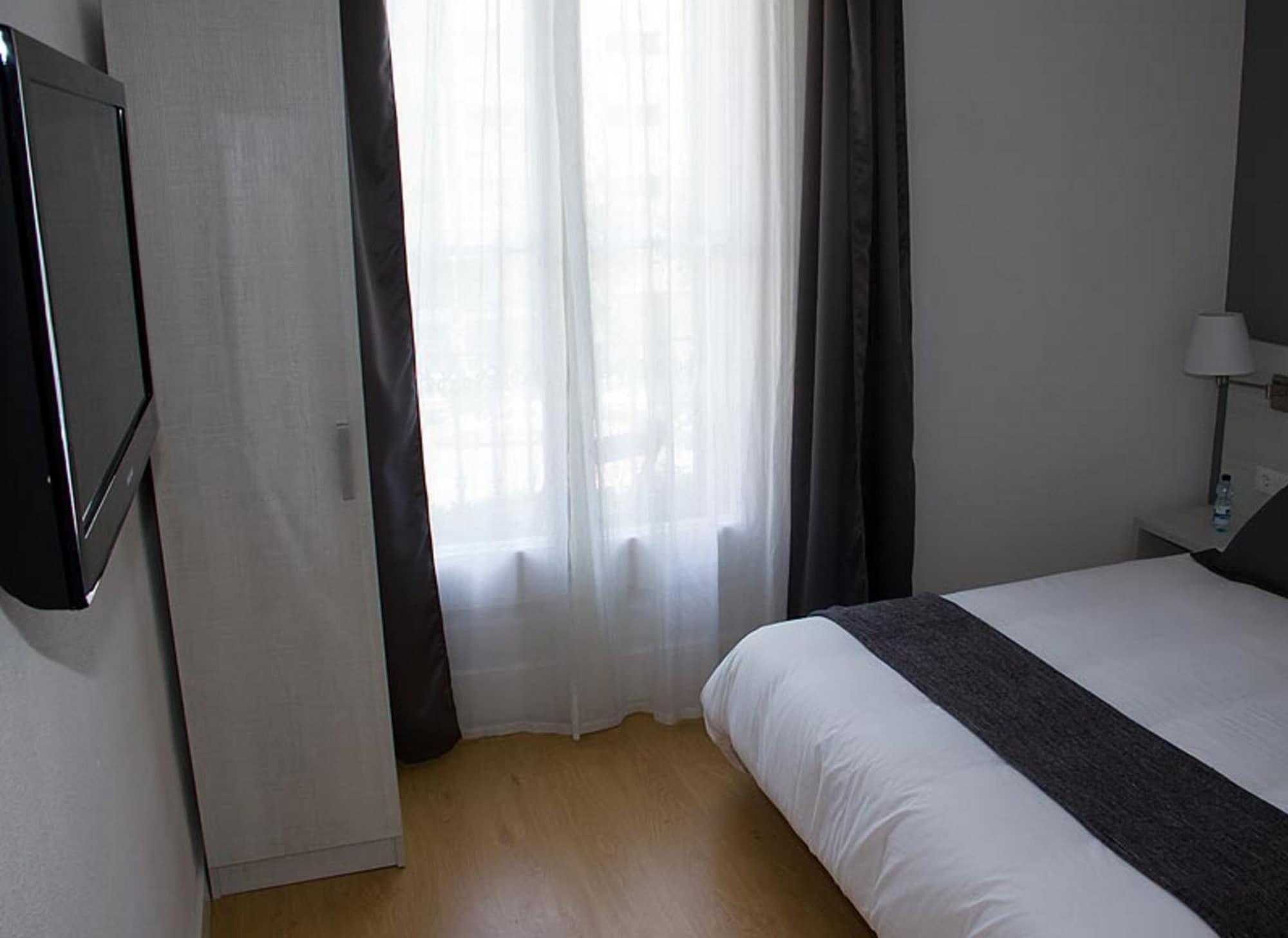 Hostalin Barcelona Diputacion Dış mekan fotoğraf